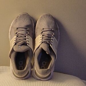 On Running Light Gray Athletic Shoes